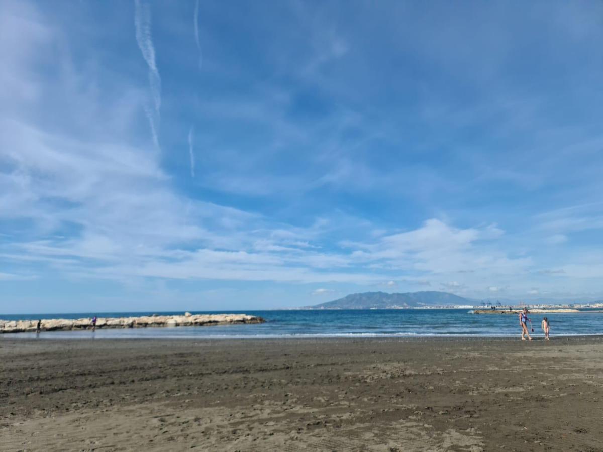 Apartamento Cerca De La Playa Apartment Малага Екстериор снимка